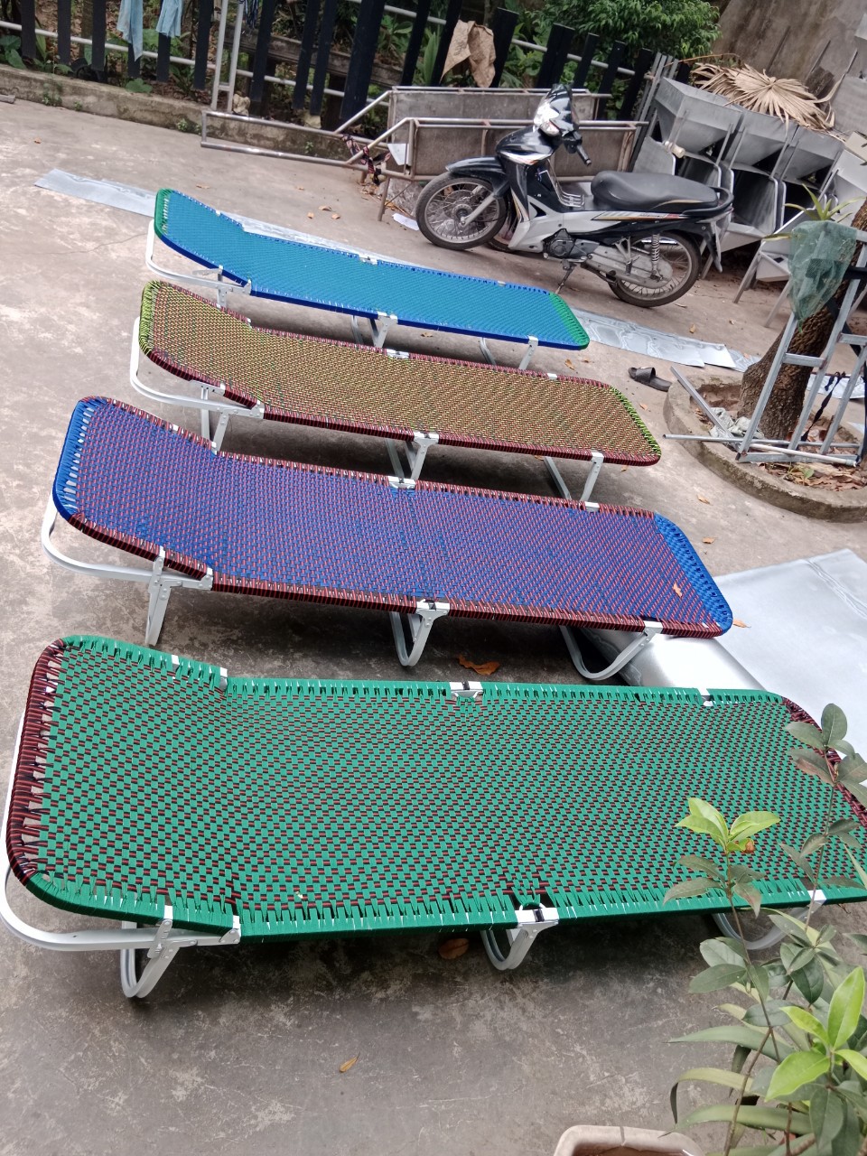 Giường dù QP vuông 25 sơn sần